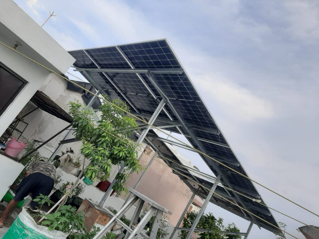 Our real-time 5KW solar panel Installation in Patel Nagar Delhi